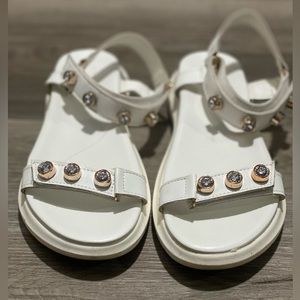White Sandals with jewels